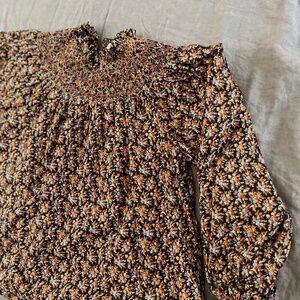 Doen Amoret Top in 'NOIR FLEURS D'AVIGNON'